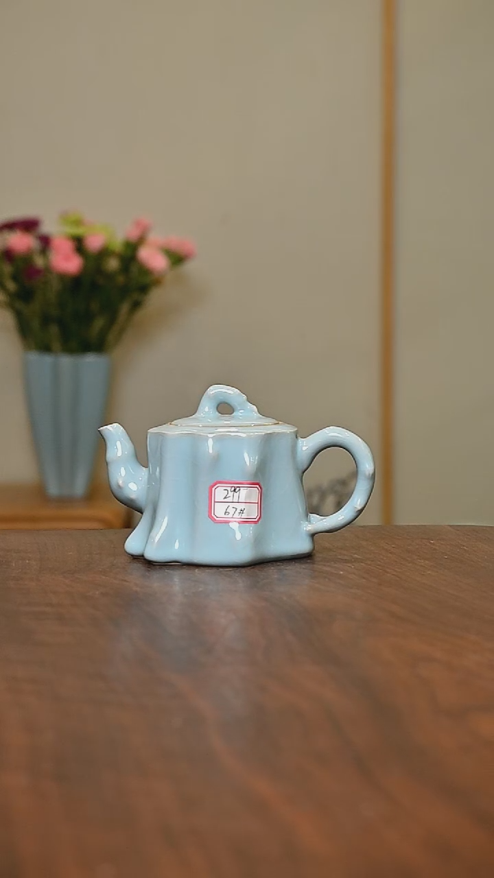 67#松桩壶 天青 微瑕 朱家汝窑款