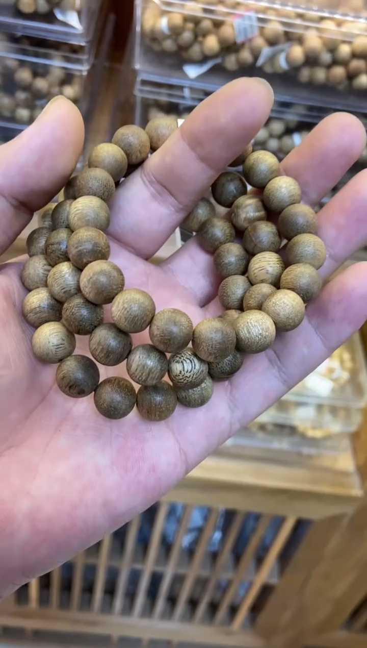 沉香手串文莱圆珠单圈蛇皮纹1.1多样性发其一