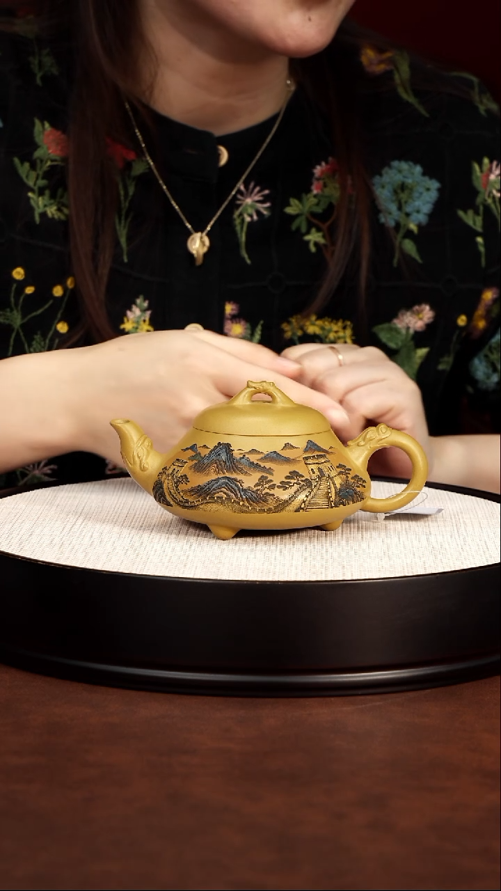 紫砂茶宠宣兴紫砂 汉棠石瓢壶 黄金段泥 梅付春 667