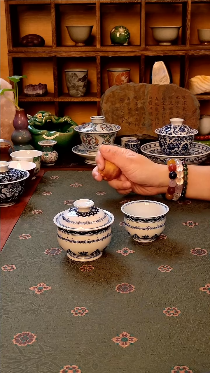 【手工手绘梵文宝相盖碗+主人杯】