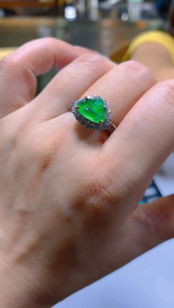 未镶嵌戒指翡翠多样性发一