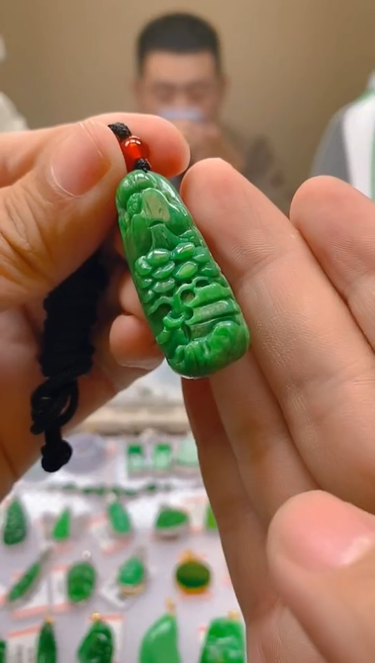 【闪购商品】翡翠颈饰未镶嵌 新号开播，全场乱卖