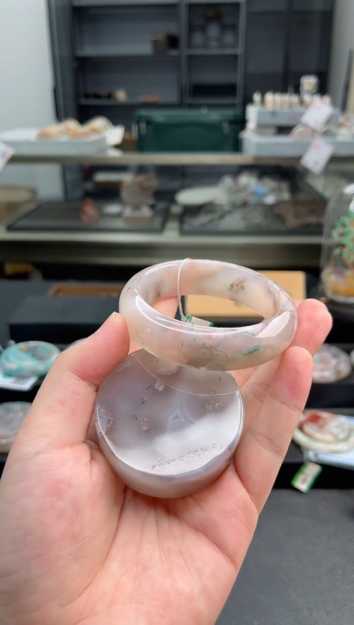 石英质玉手镯未镶嵌54圈口（赠送镯心）6159370