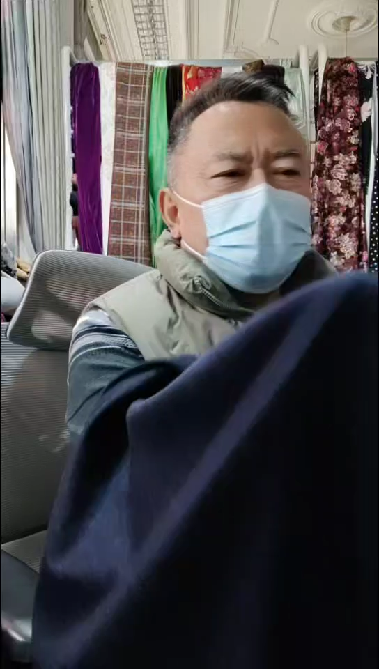 黑蓝花线图案针织布料