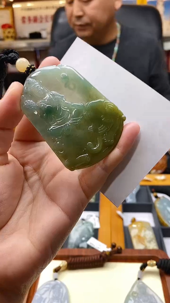 【闪购商品】翡翠吊坠(不含链)未镶嵌挂件