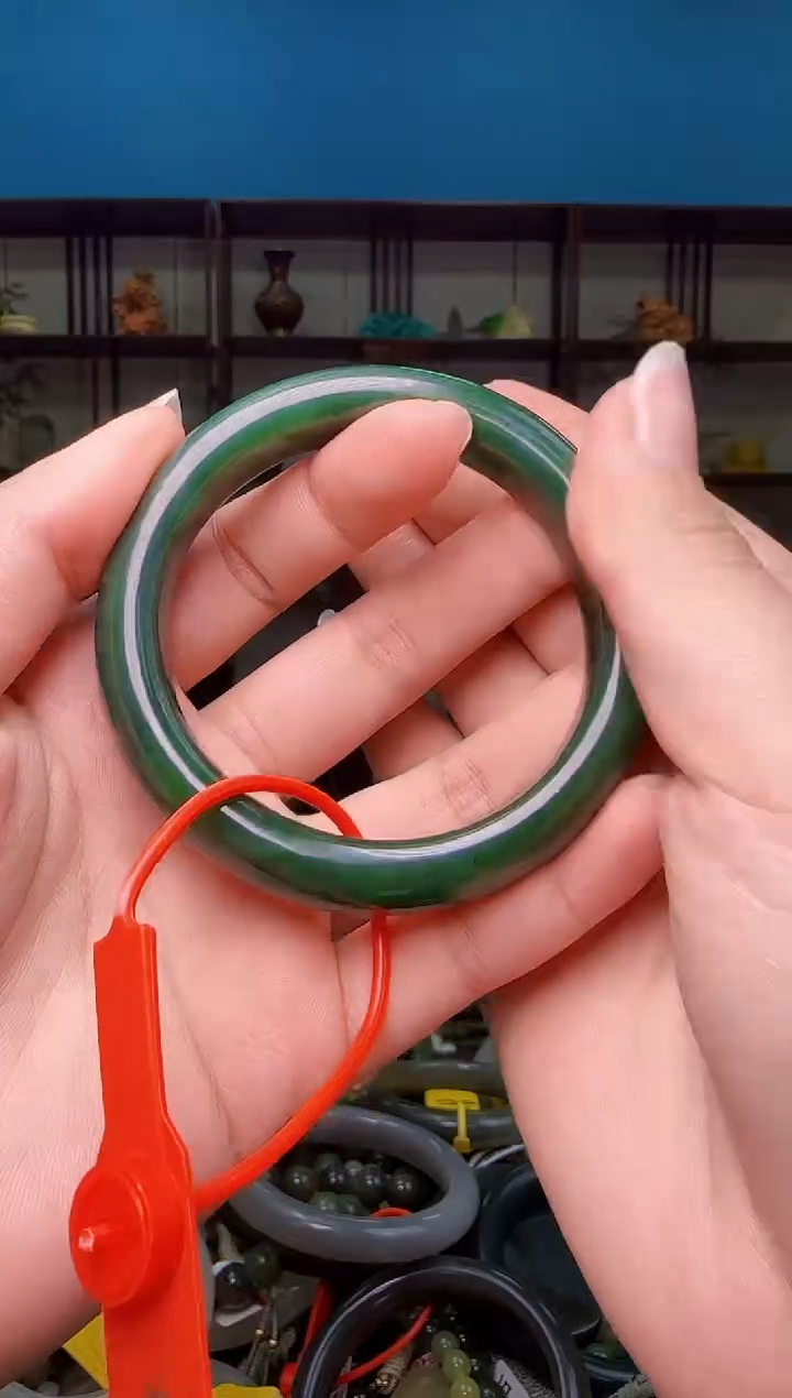 颈饰未镶嵌和田玉58.5