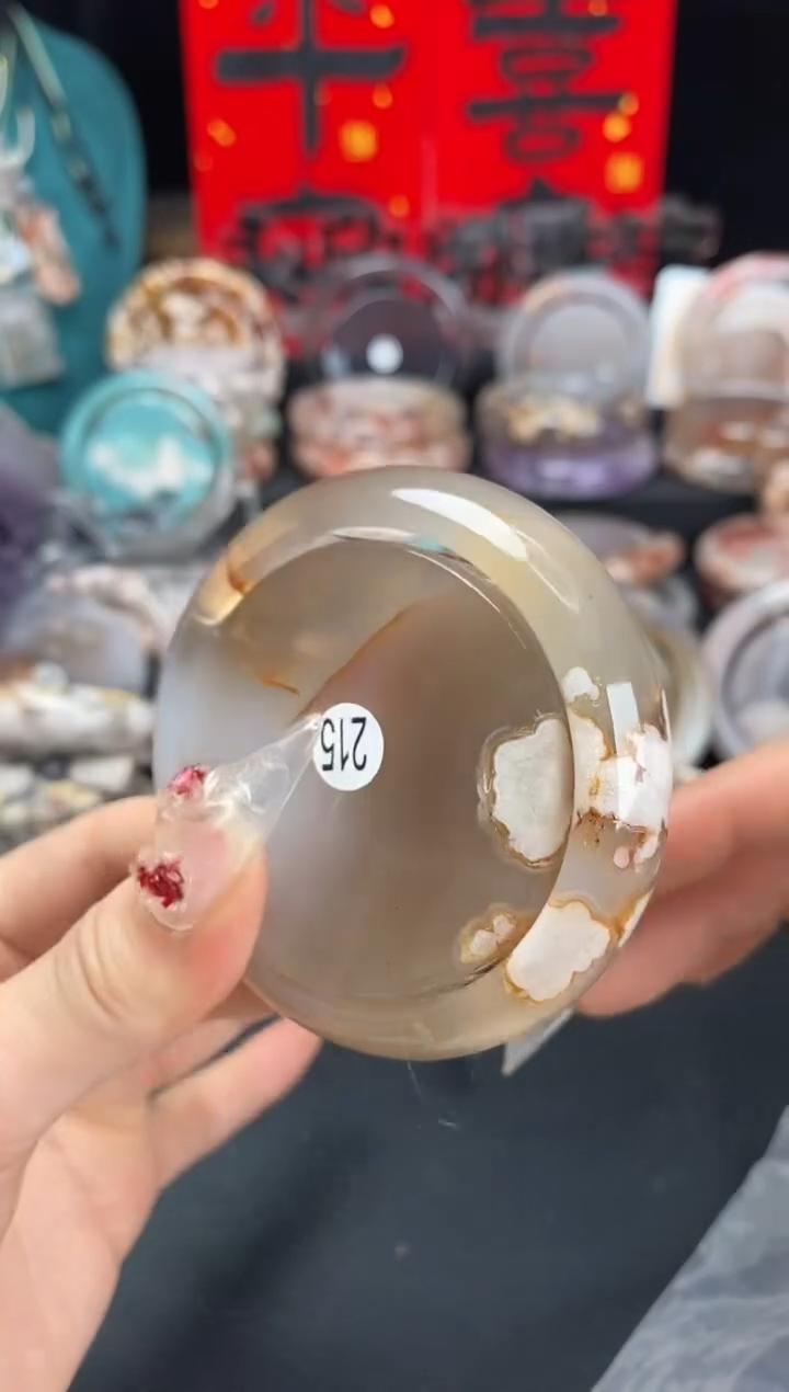 【闪购商品】石英质玉手镯（圆镯）未镶嵌56