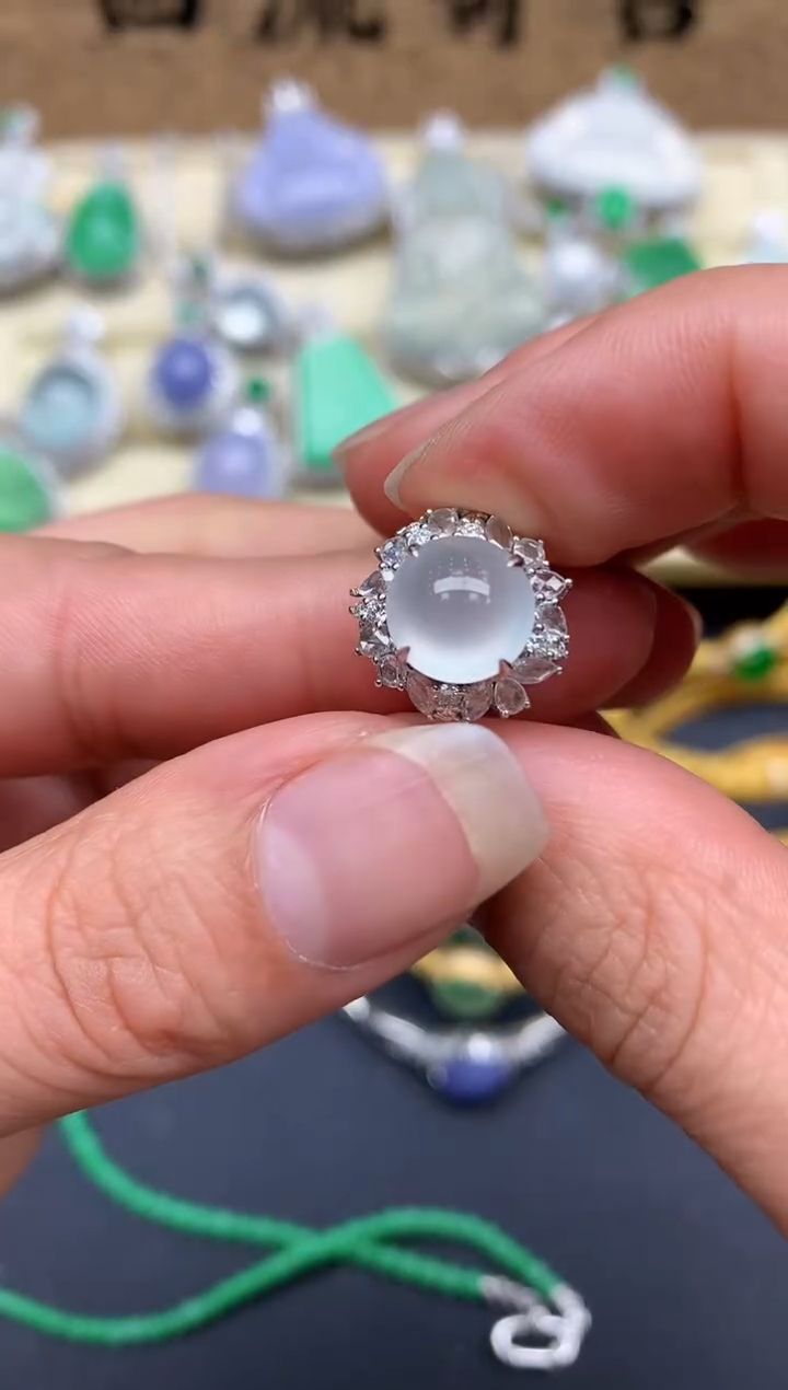 【闪购商品】翡翠戒指18K金镶嵌670-中国好珍宝