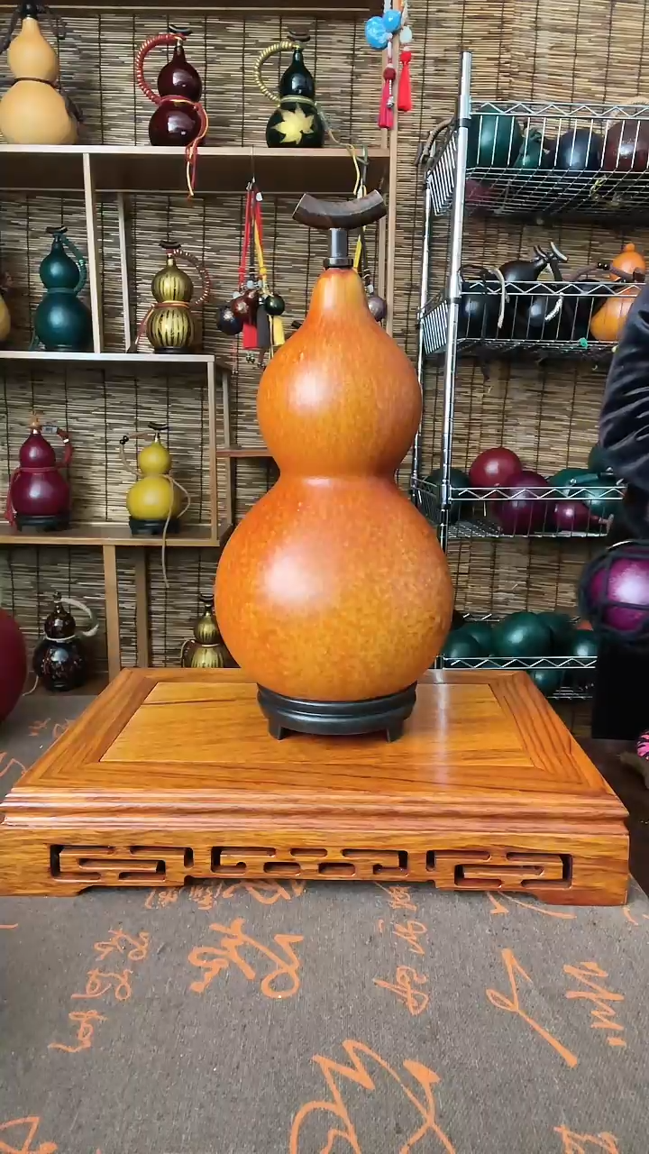 【闪购商品】19-------700ML微瑕