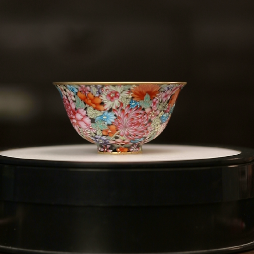 11.24/m15c15/珐琅彩万花撇口杯/90cc