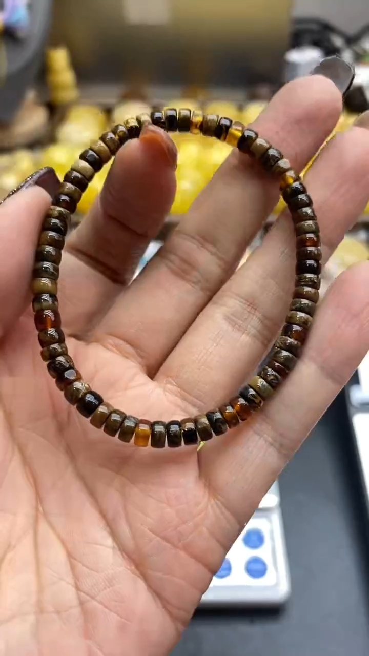 琥珀未镶嵌珠宝奇石1373