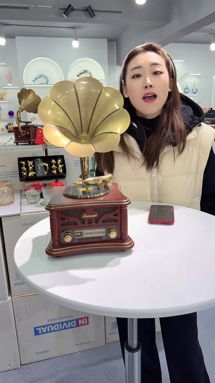 有机玻璃 昕洋花瓶花器R-早43