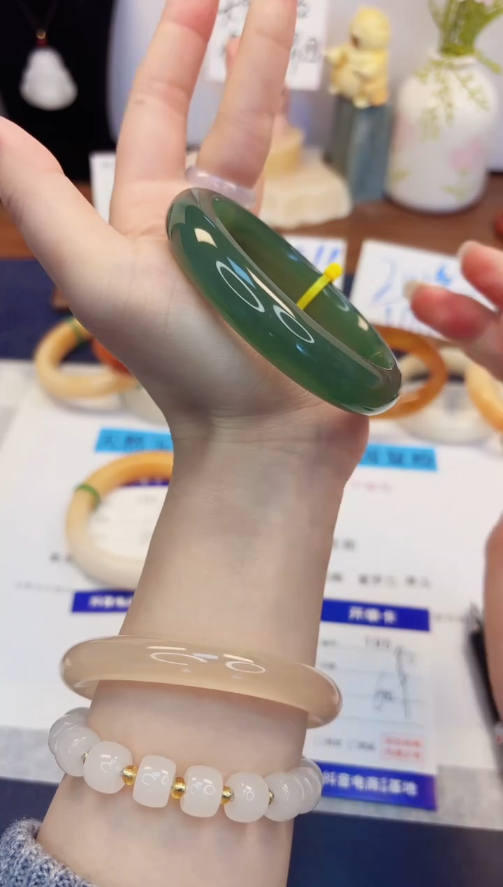 【闪购商品】石英质玉手镯未镶嵌195-东陵玉-圈口60