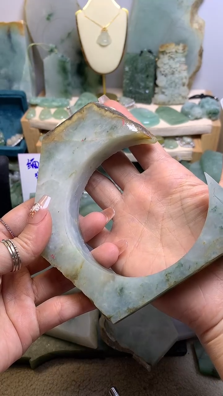 【闪购商品】翡翠挂件未镶嵌缅甸A货翡翠，没有运费险 