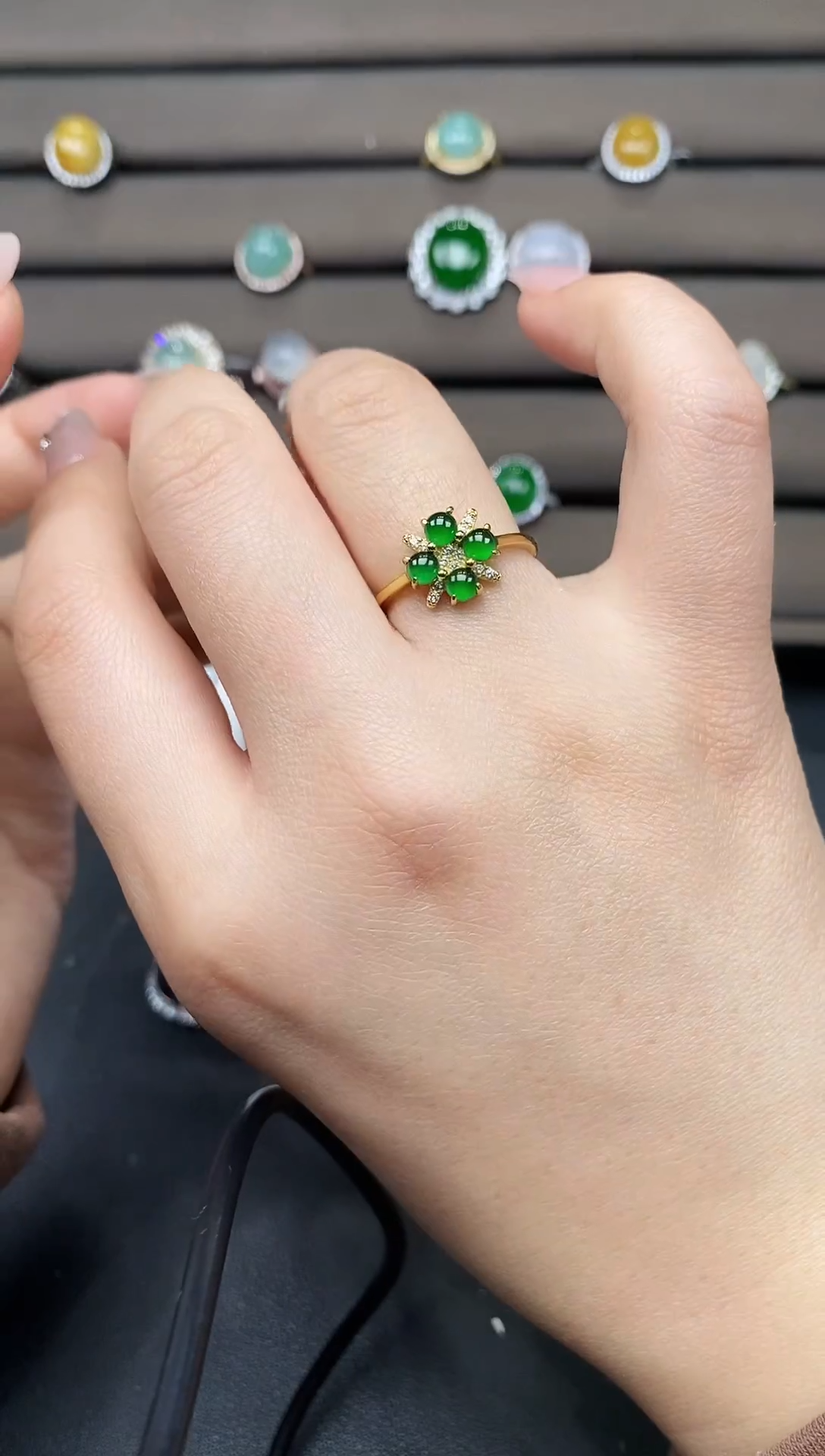 银S925镶嵌戒指翡翠111