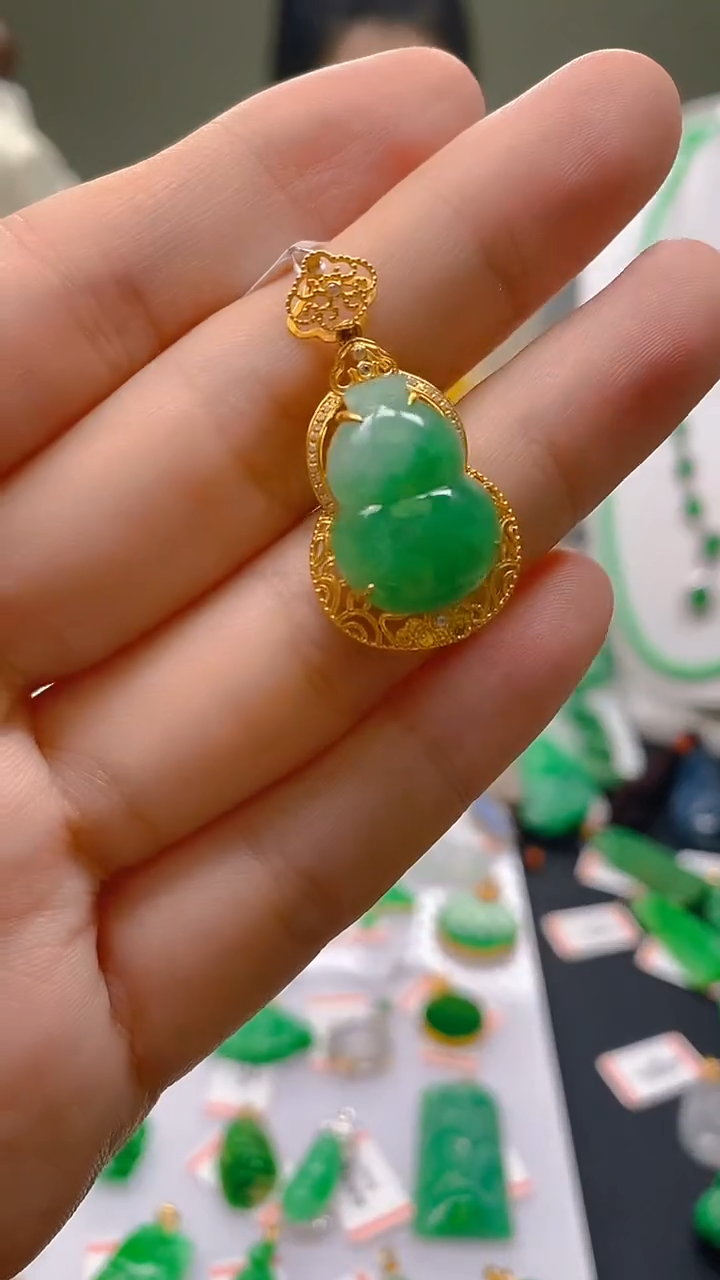 【闪购商品】翡翠颈饰18K金镶嵌新号开播，全场乱卖