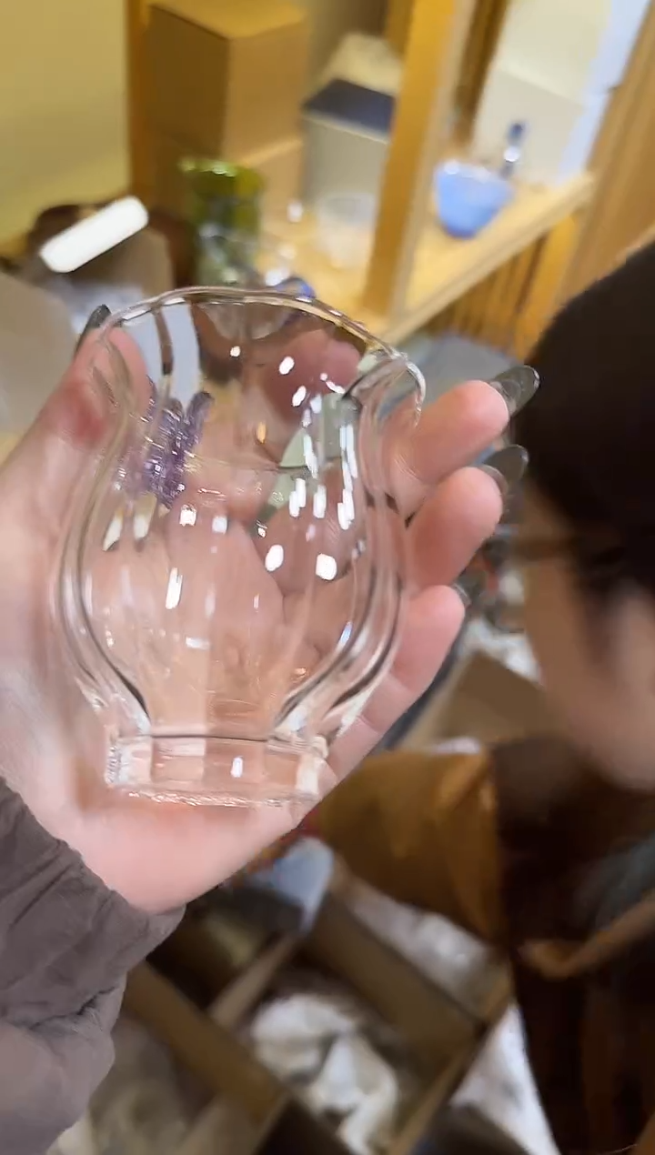 紫色蝴蝶公道杯   