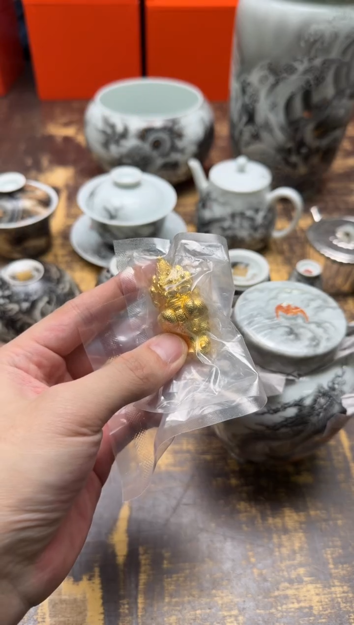 羽**情寸发标&艺林堂手作足银鎏金小鳄鱼