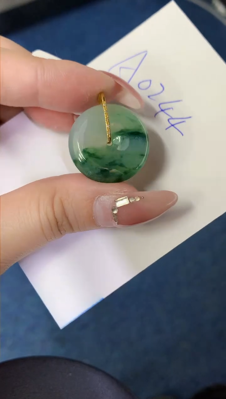 【闪购商品】翡翠颈饰18K金镶嵌00000000000