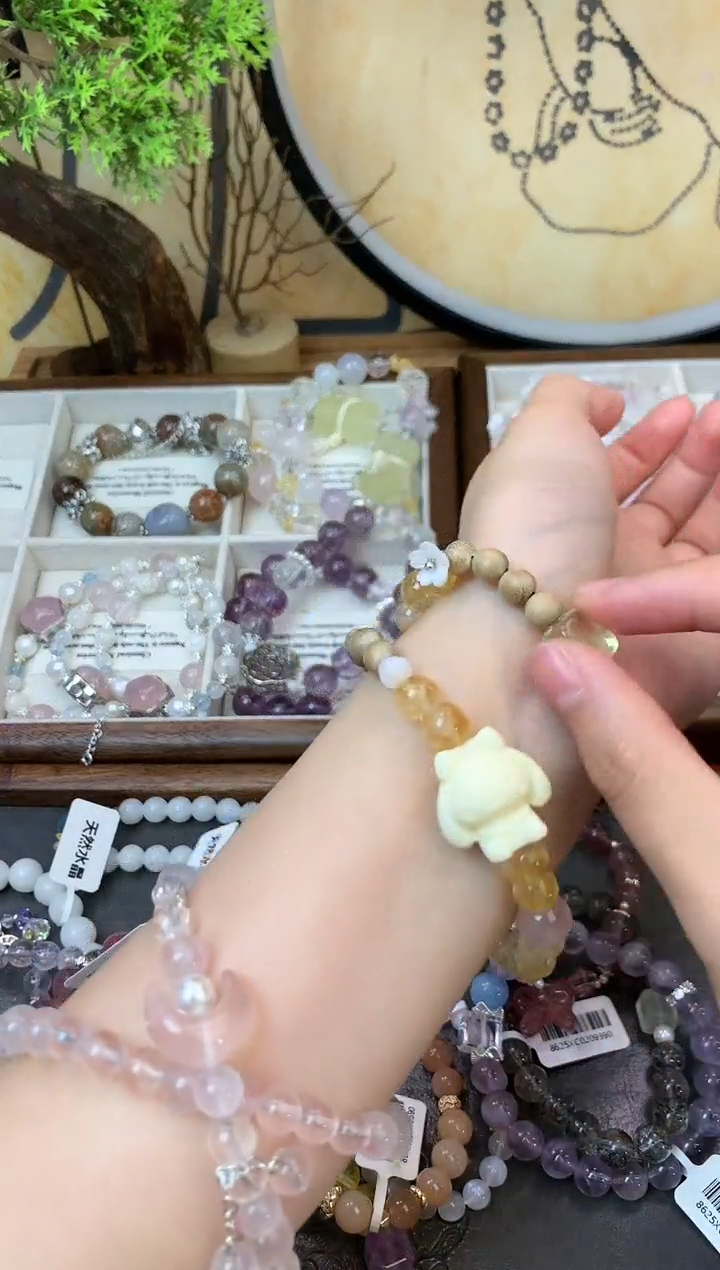 【闪购商品】檀香木手串未镶嵌250