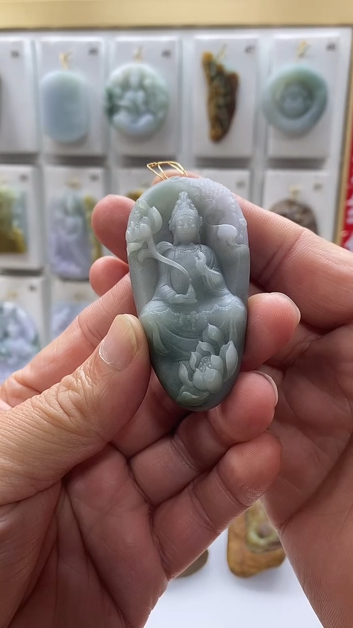 未镶嵌定制翡翠可**茵翡翠A货2025/11/28