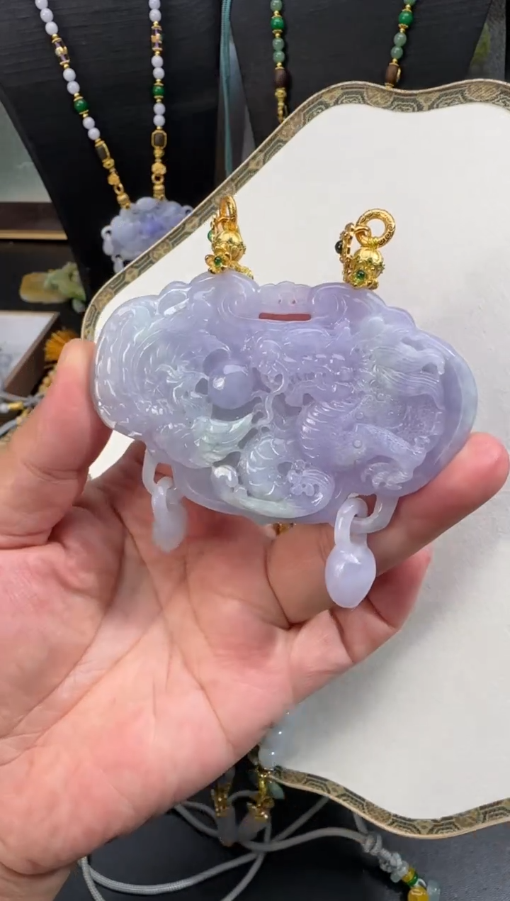 【闪购商品】翡翠颈饰未镶嵌拍照