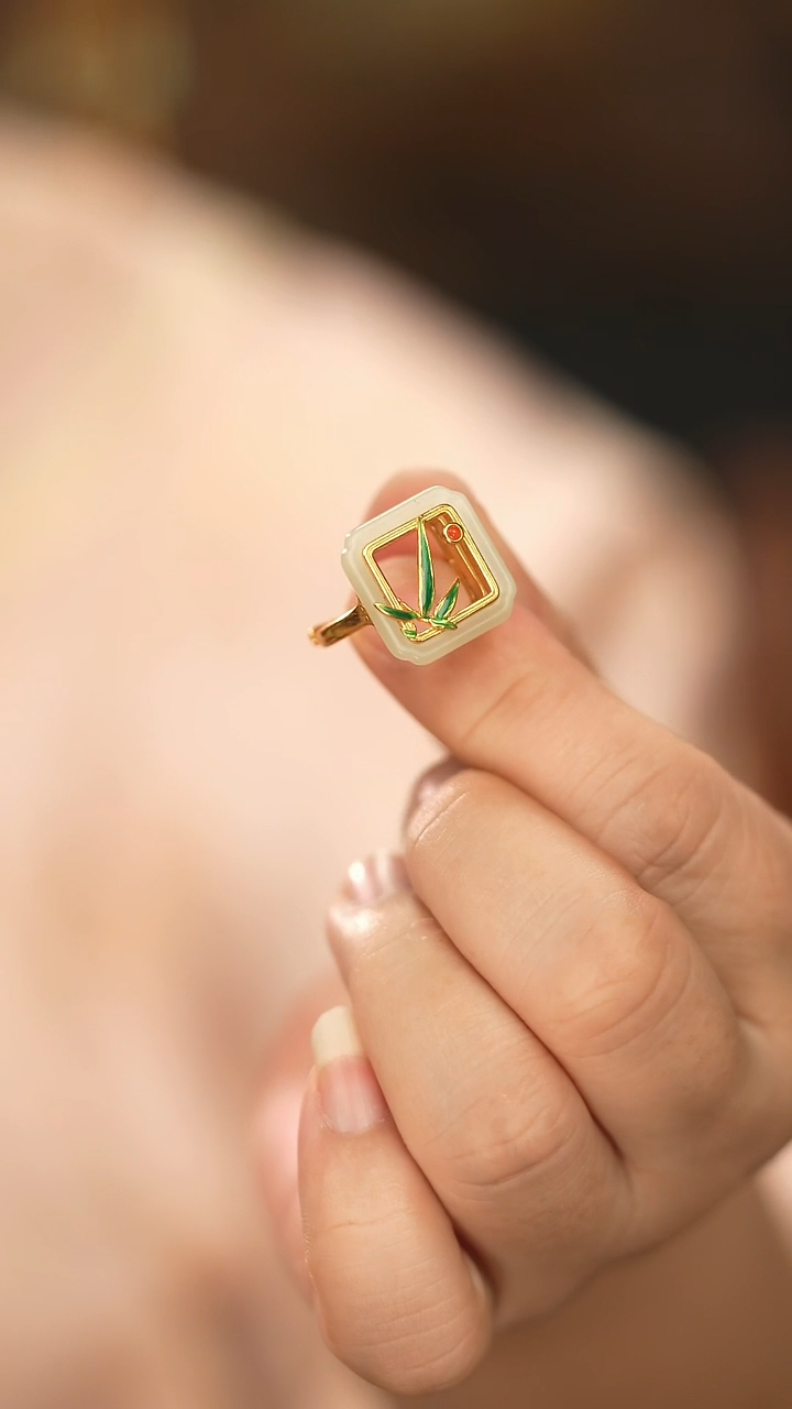 【闪购商品】翡翠戒指银S925镶嵌新款