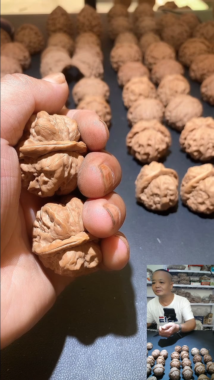 吊坠文玩核桃介**呀po