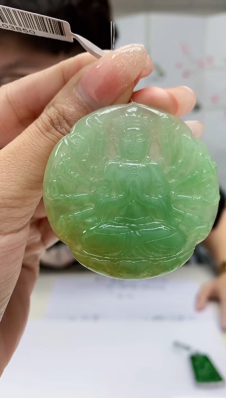 【闪购商品】定制翡翠未镶嵌4688MM-毛货挂件158
