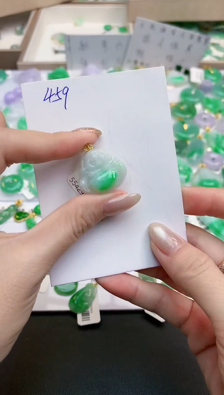 颈饰18K金镶嵌翡翠天然缅甸A货翡翠