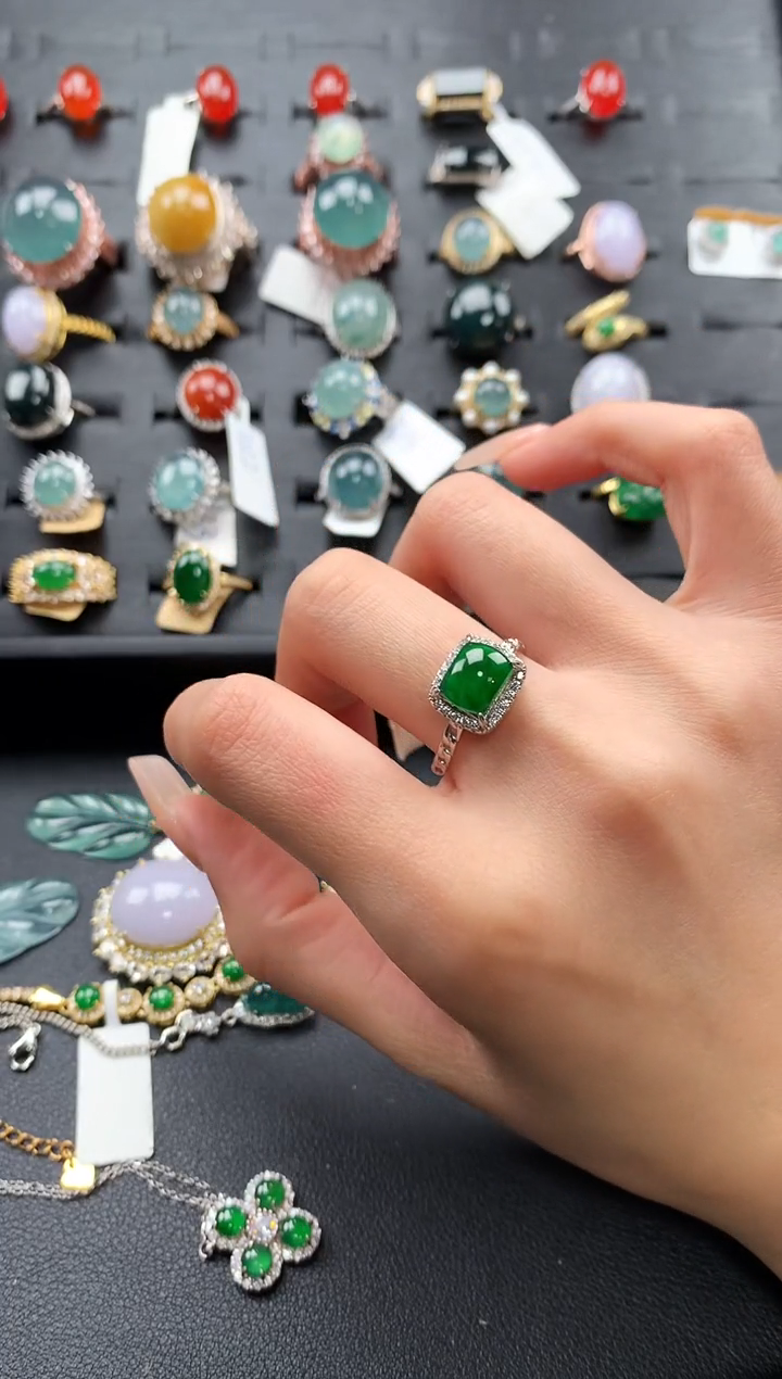 【闪购商品】翡翠戒指银S925镶嵌465345643