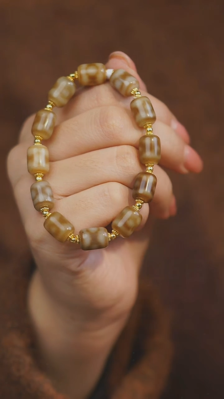 【闪购商品】玛瑙/玉髓手串未镶嵌多样性发其一