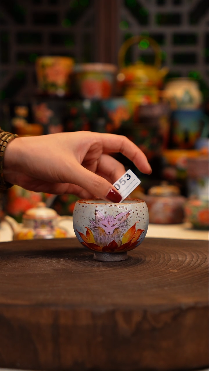 油画手绘釉下彩杯子053