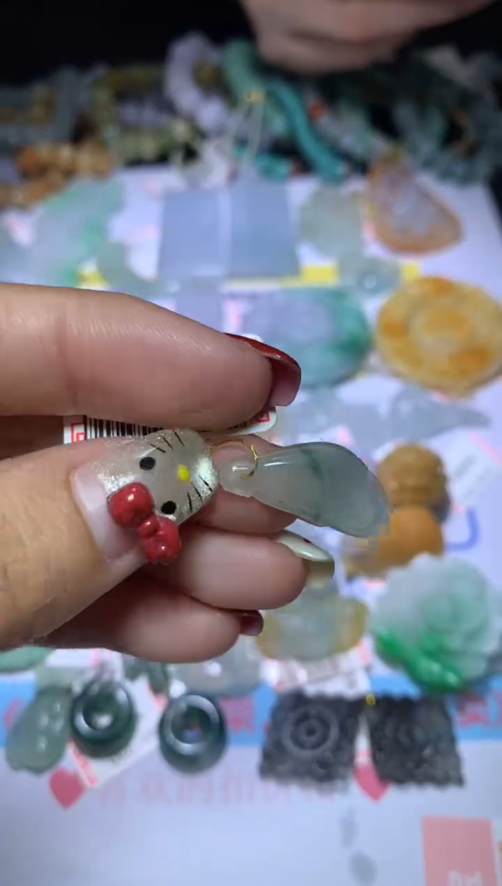 【闪购商品】翡翠挂件未镶嵌CXX005542