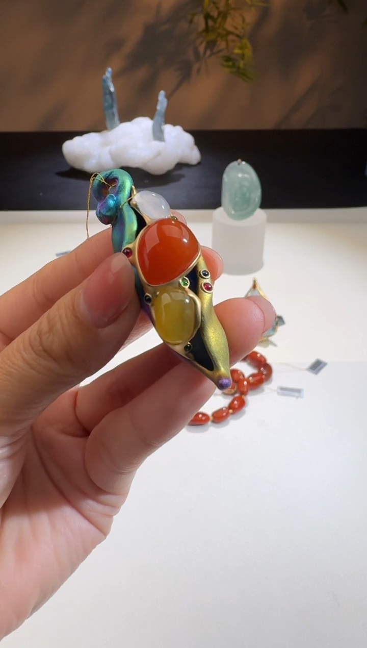 【闪购商品】翡翠颈饰未镶嵌【舒雅】