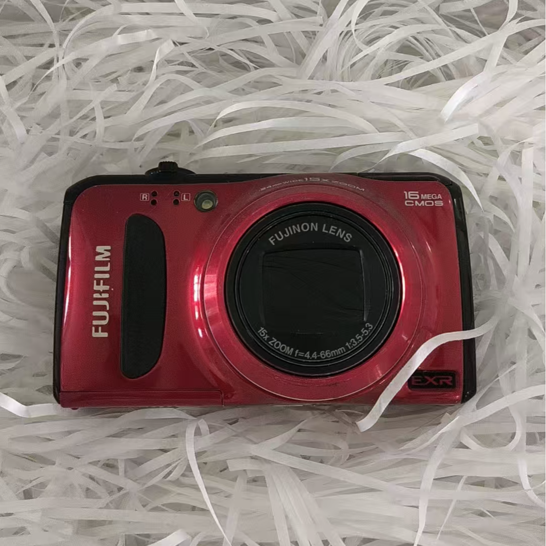 95新 Fujifilm/富士 富士F500红色1600W15倍变焦数码相机照相高清
