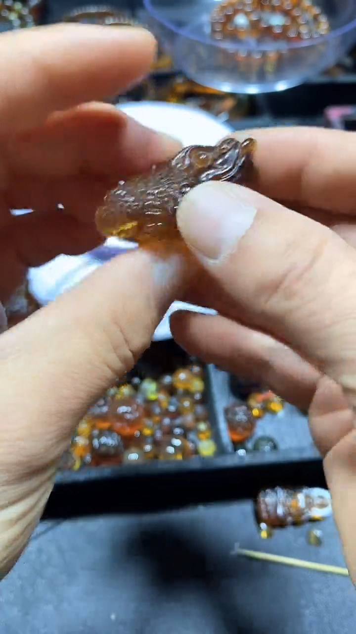 琥珀颈饰未镶嵌天然缅甸琥珀