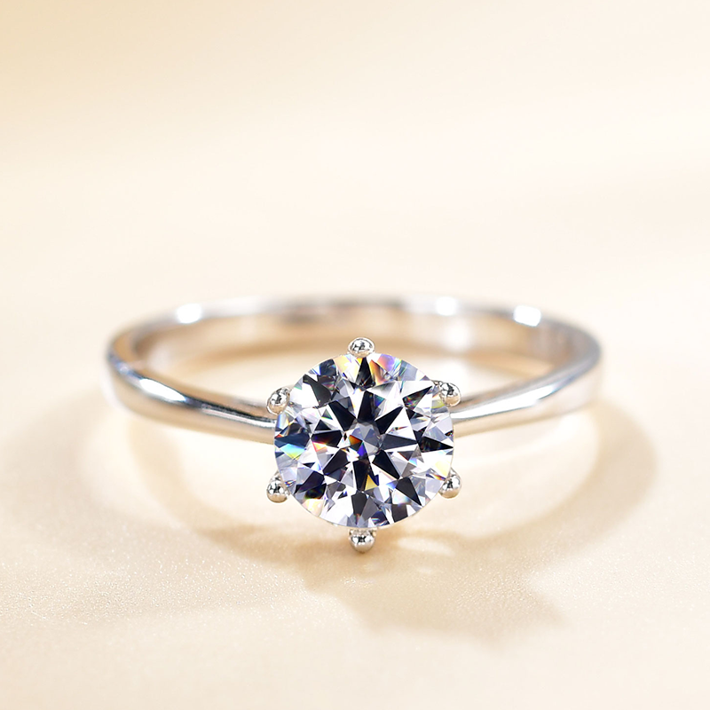 925银莫桑石银制品 周家经典六爪0.5-5克拉轻奢轻奢时尚结婚气质