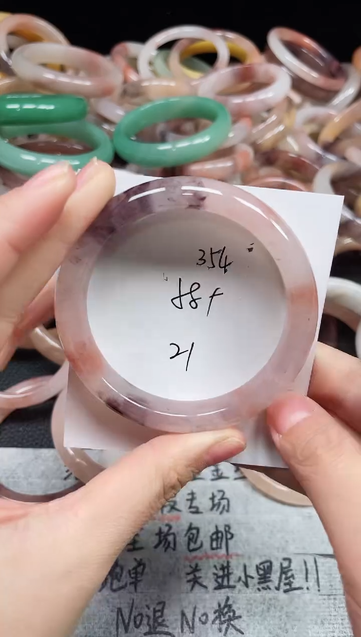 未镶嵌手镯石英质玉354