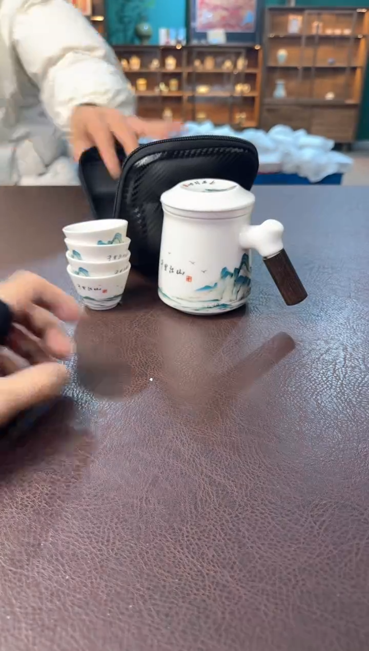 【闪购商品】摆件瓷SC1111111111