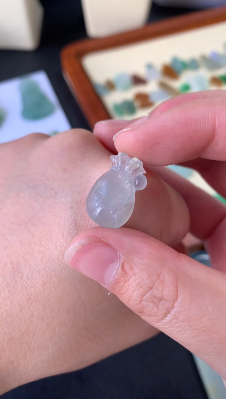 【闪购商品】定制翡翠未镶嵌翡翠