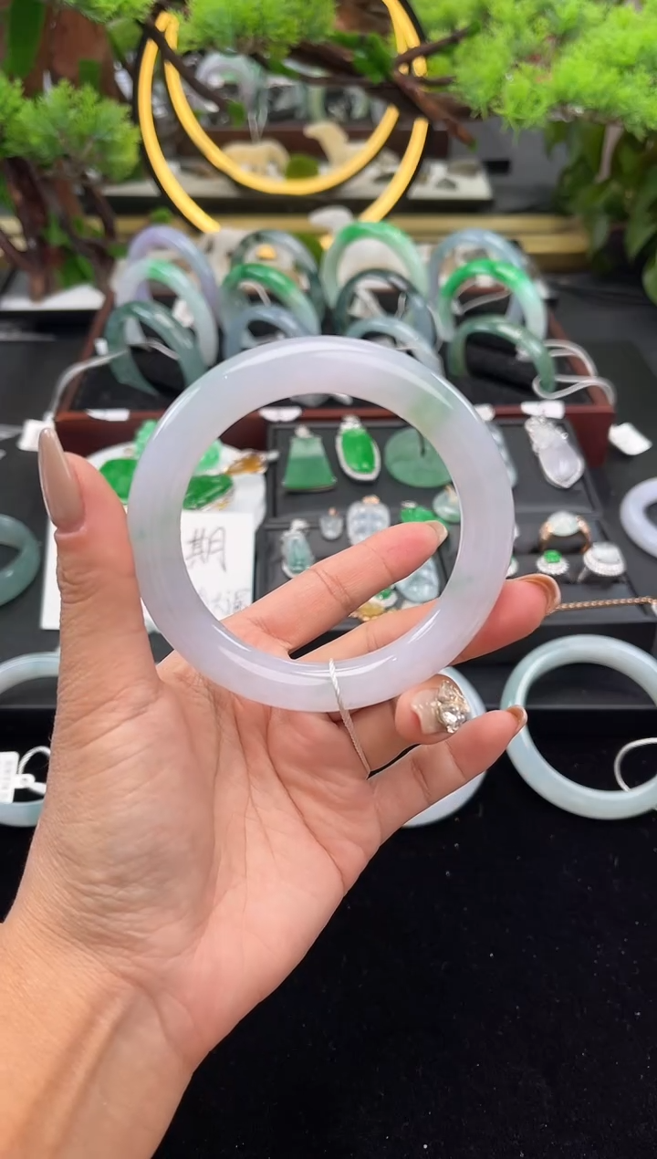 未镶嵌手镯翡翠手镯