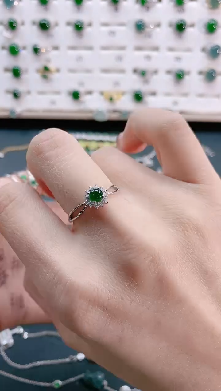 【闪购商品】翡翠戒指银S925镶嵌天然翡翠