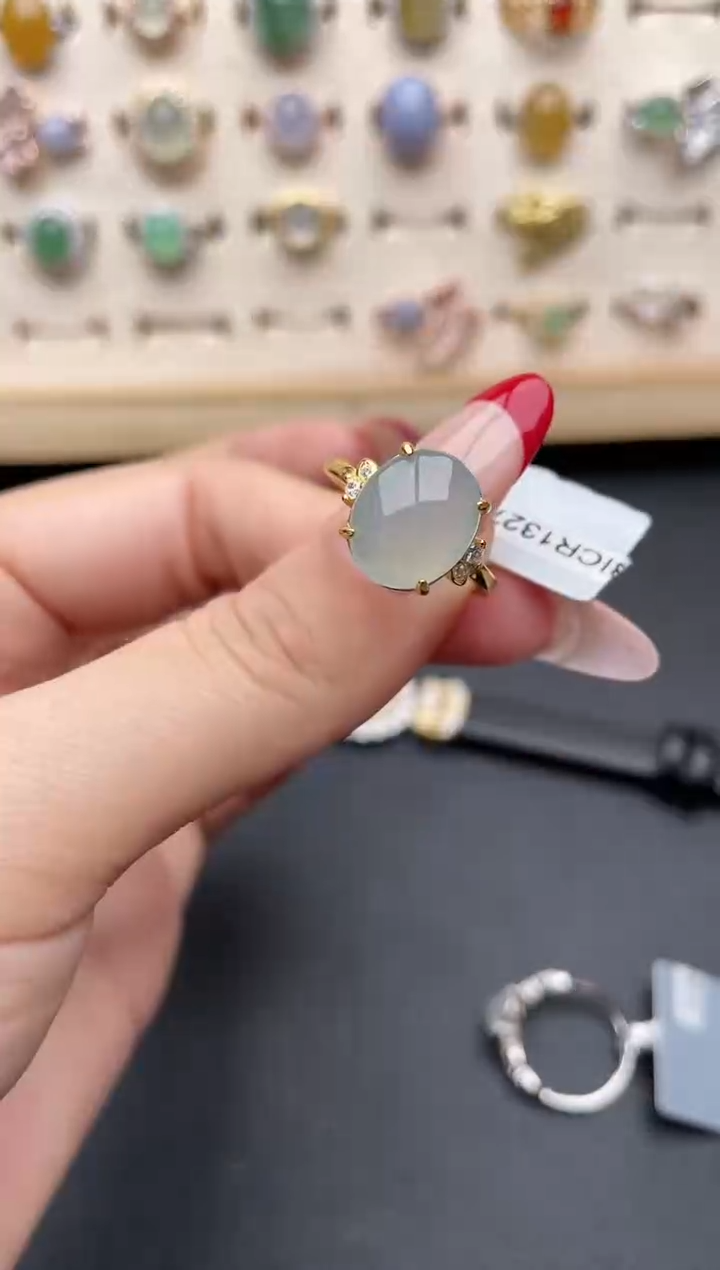 【闪购商品】翡翠戒指银S925镶嵌一物一证一礼盒