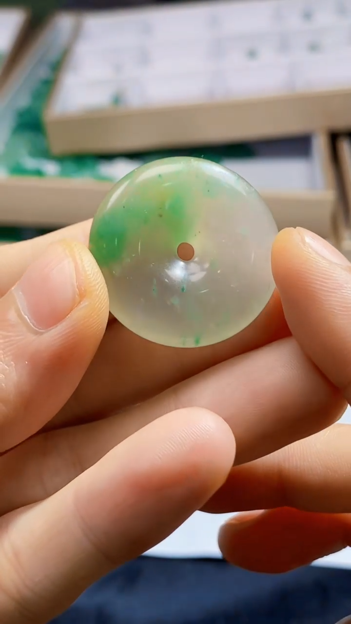 【闪购商品】石英质玉颈饰未镶嵌天然A货非洲翠，石英玉