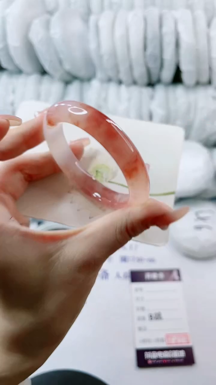 【闪购商品】石英质玉手镯未镶嵌多样性发货B88
