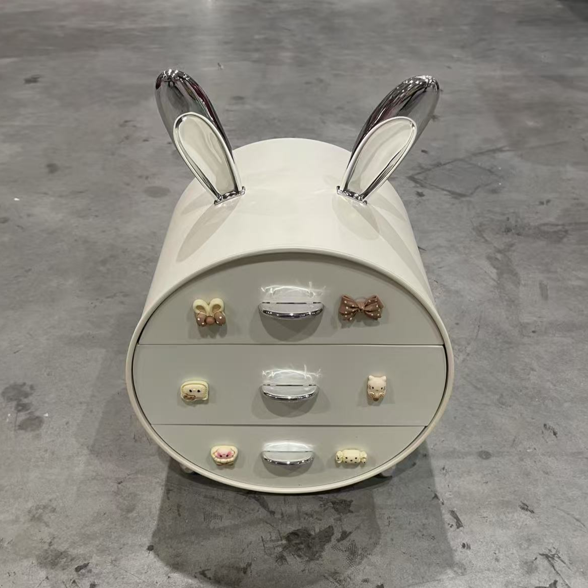 桌面收纳盒可爱高颜值整理储物盒笔杂物办公书桌宿舍抽屉盒置物架