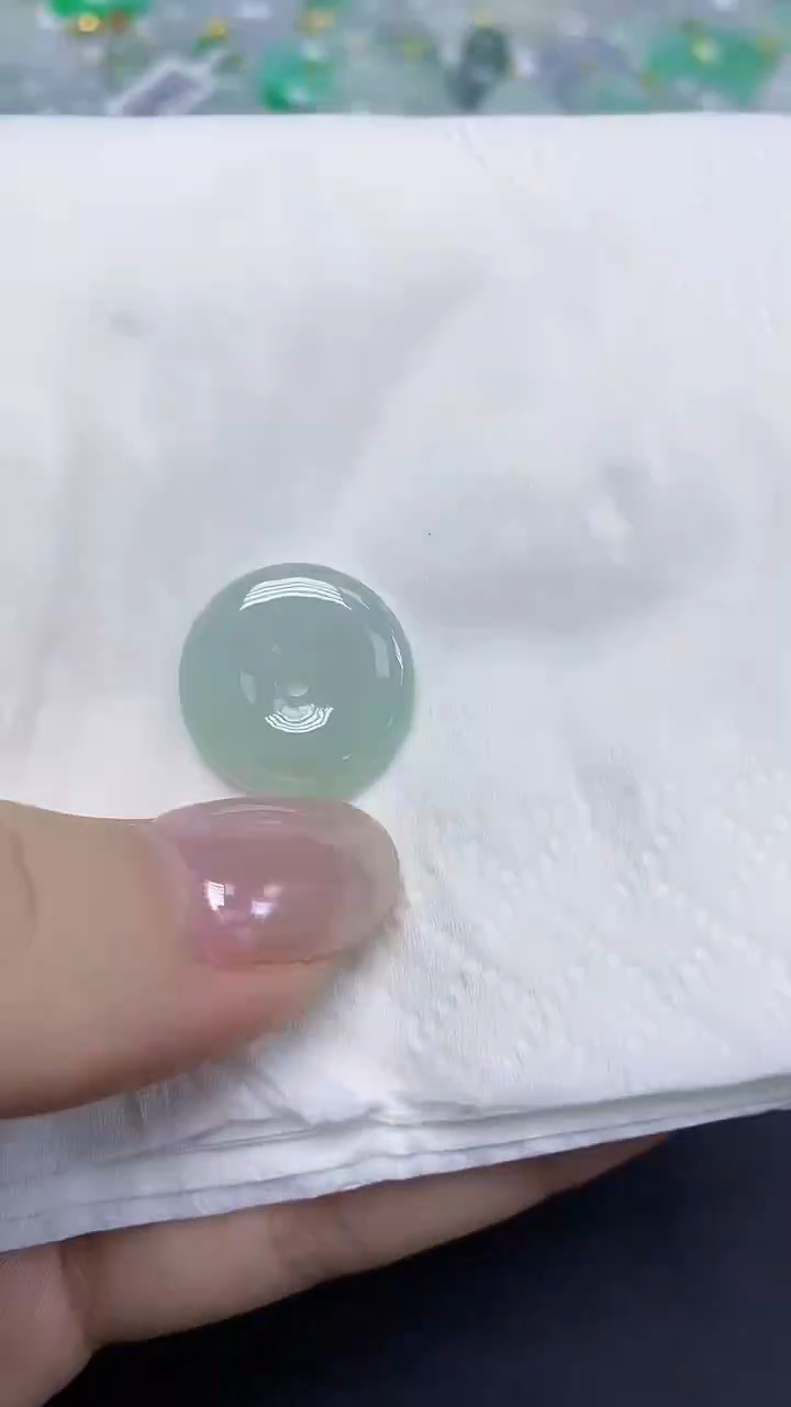 翡翠未镶嵌颈饰天然缅甸翡翠A货