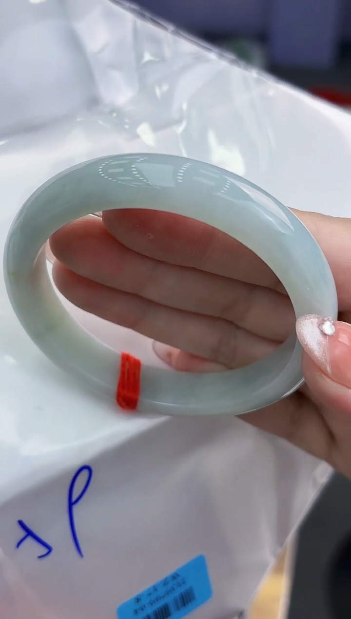 【闪购商品】翡翠手镯未镶嵌翡翠手镯