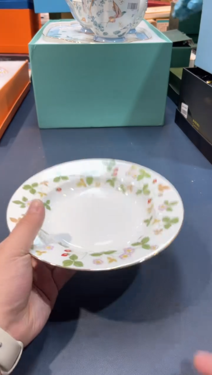 【闪购商品】碗HT176全场正品，京东包邮